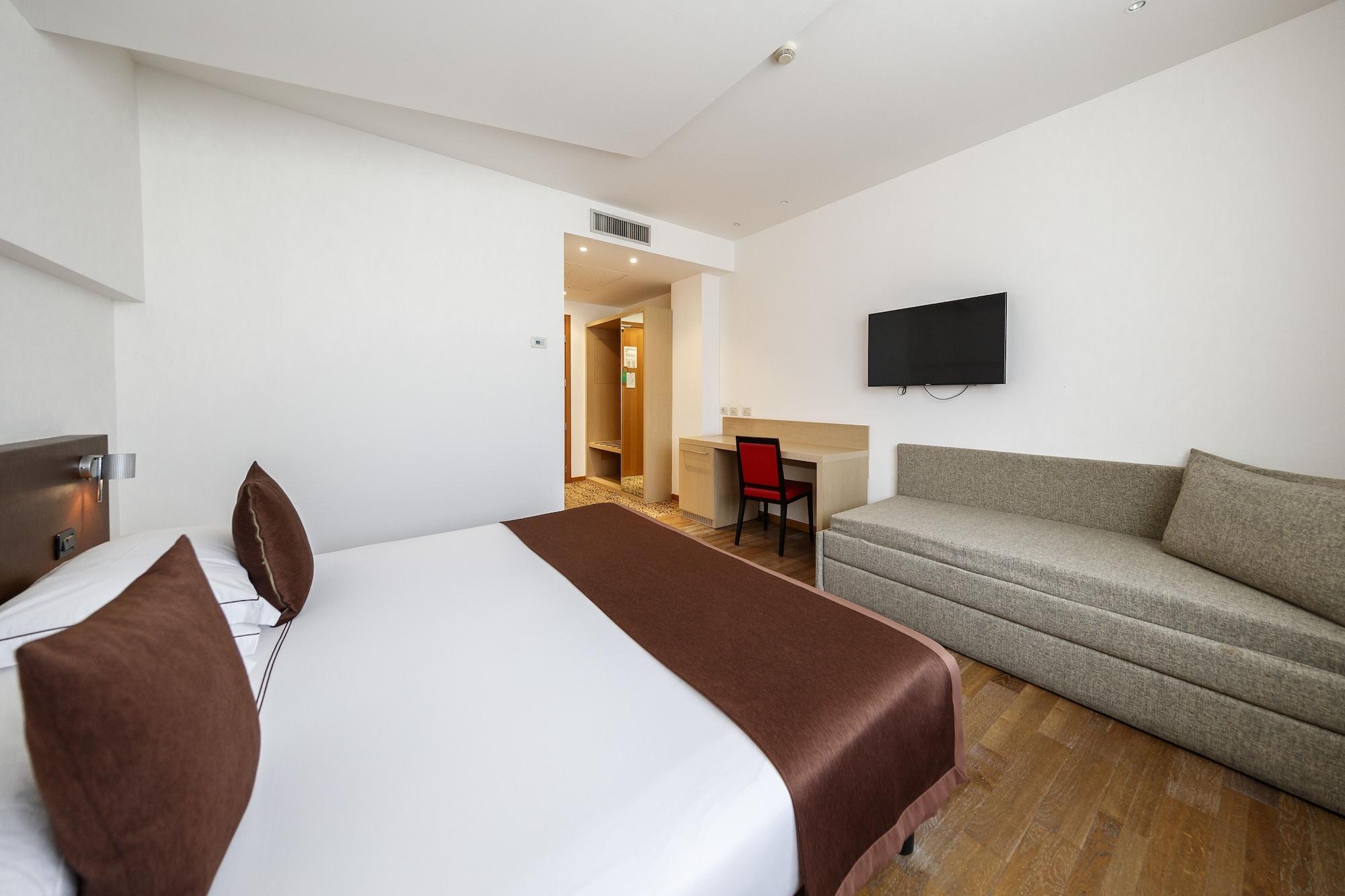 Airporthotel Verona Congress & Relax Dossobuono Esterno foto
